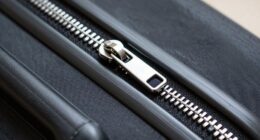 prevent zipper snags